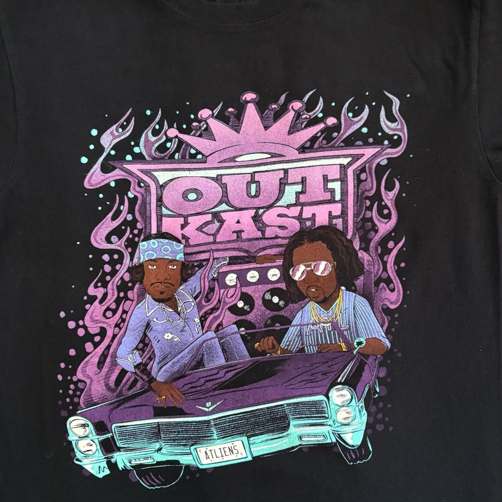 OutKast “ATLiens” Graphic Tee – Size M (Unisex)